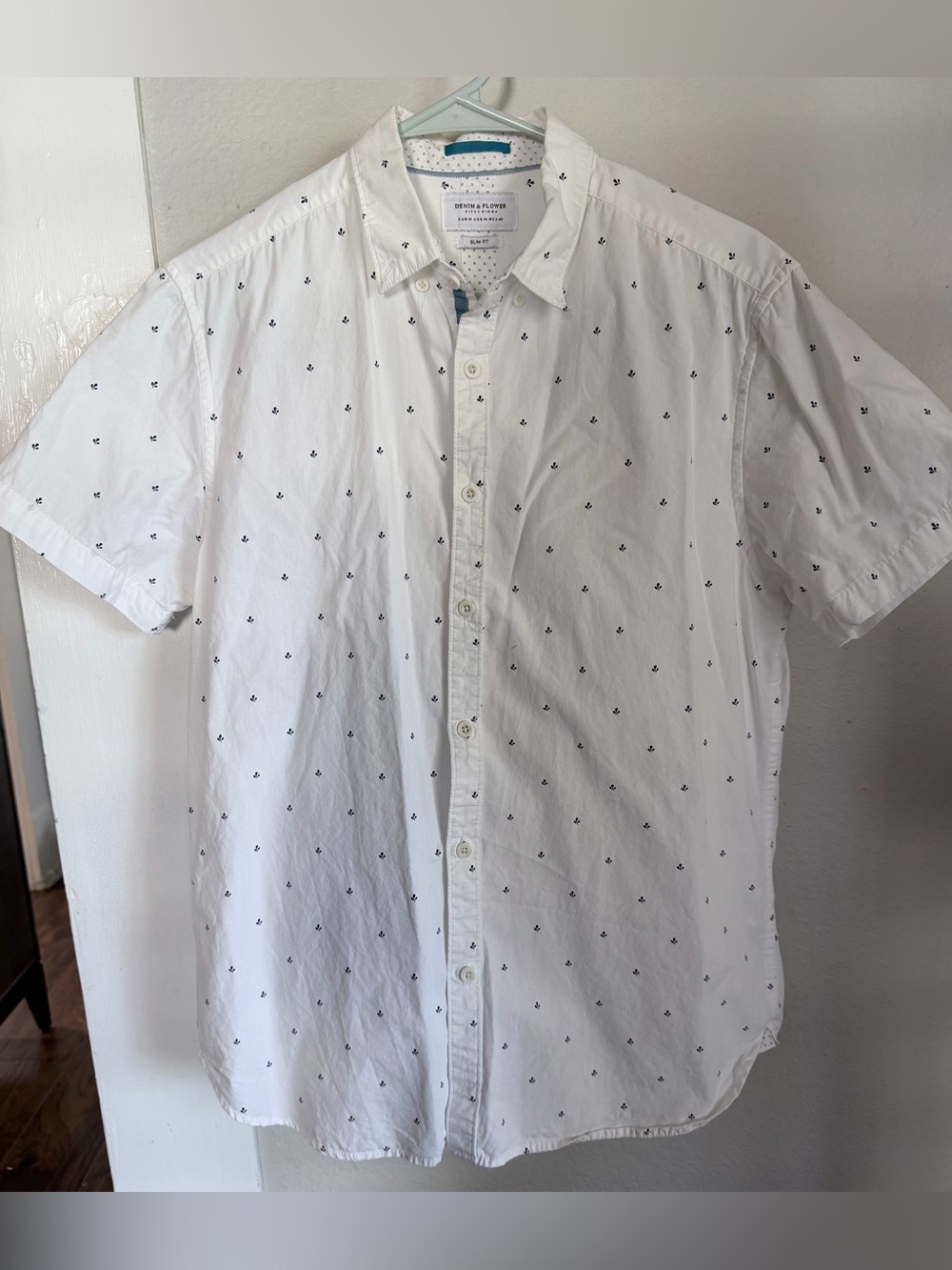 Denim & Flower White Black Print short sleeve button down Men medium